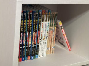 段ボール家具本棚子ども部屋