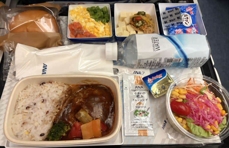 ANA羽田空港ホノルル機内食